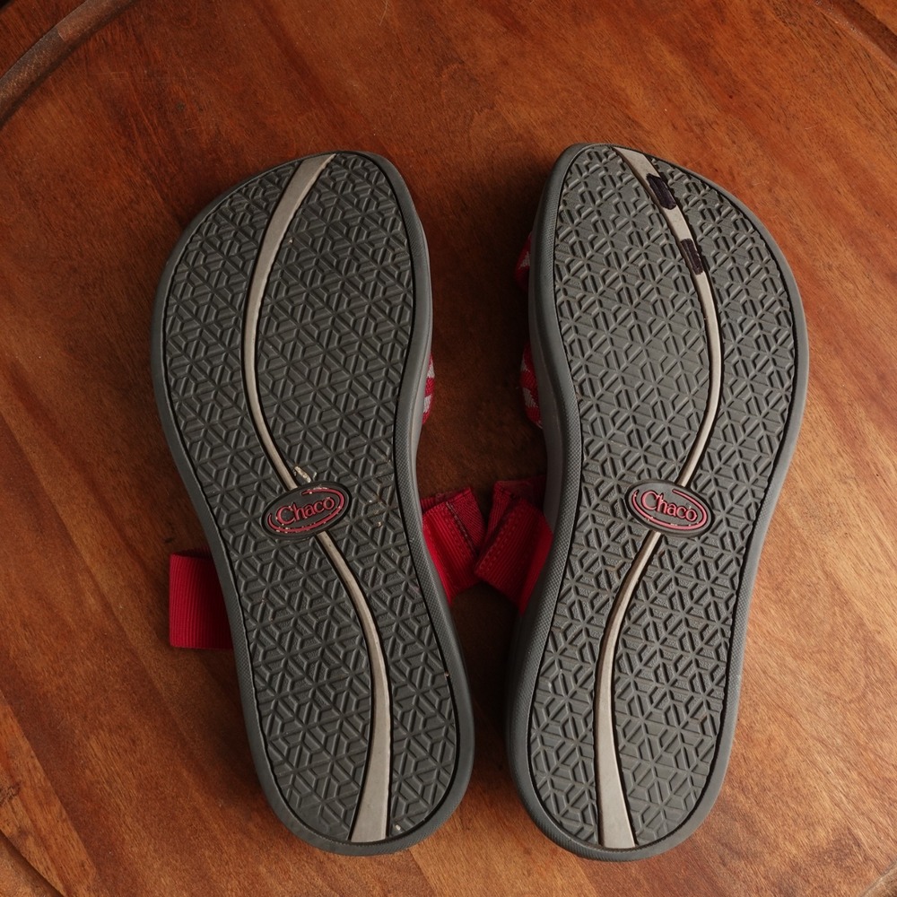 Chaco Sandals Womens SZ 8 Pink Tetra Cloud Toe Loop Pool Shoes Beach Waterproof - Picture 13 of 15